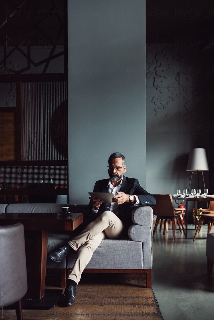 Why Do Businesses Need Copywriters?&nbsp;(Explained)