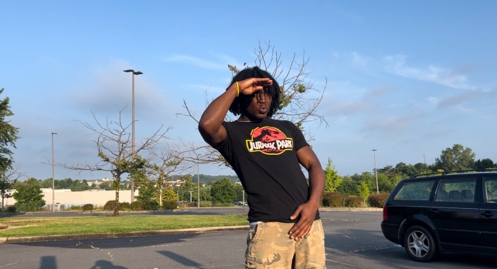 What is a running play in football?&nbsp;(Explained)